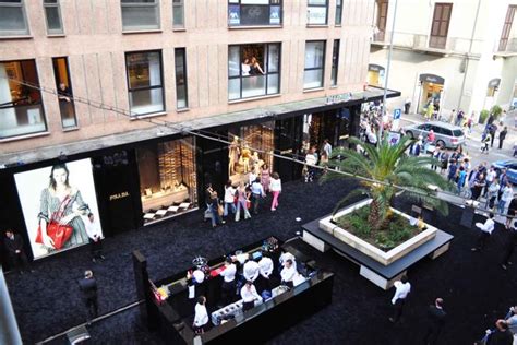 negozio prada bari